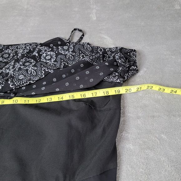 Nanette Lepore Handkerchief‎ Dress Sleeveless Black White V-neck Size 12 Bandana - Picture 4 of 10